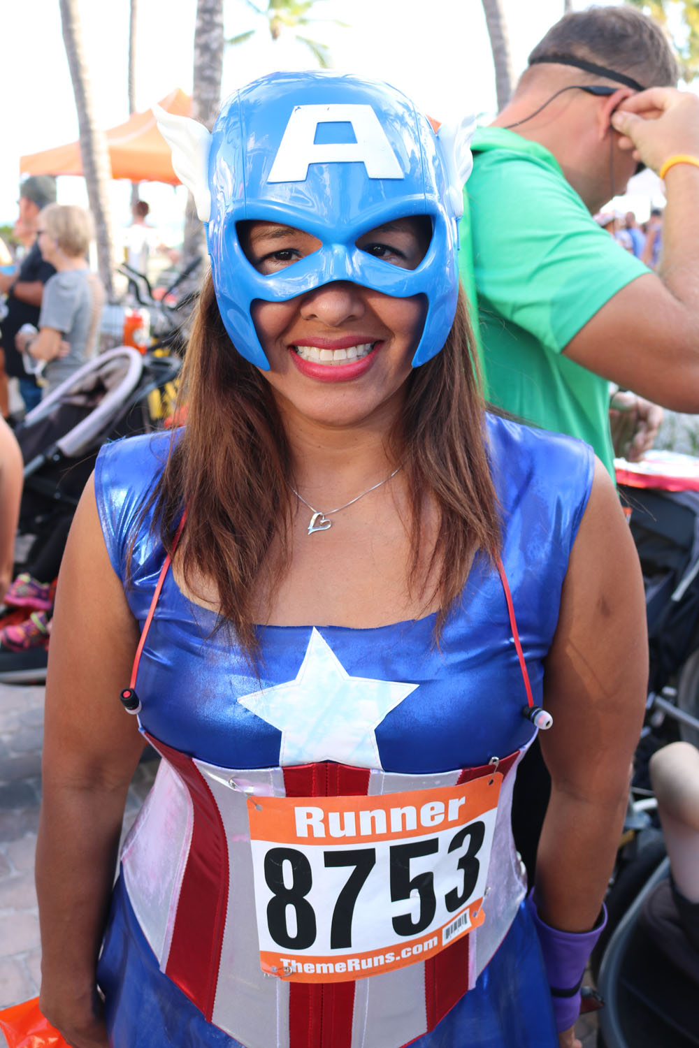 Heroes and Villains 5K 2018 photo - Duval Street, Key West